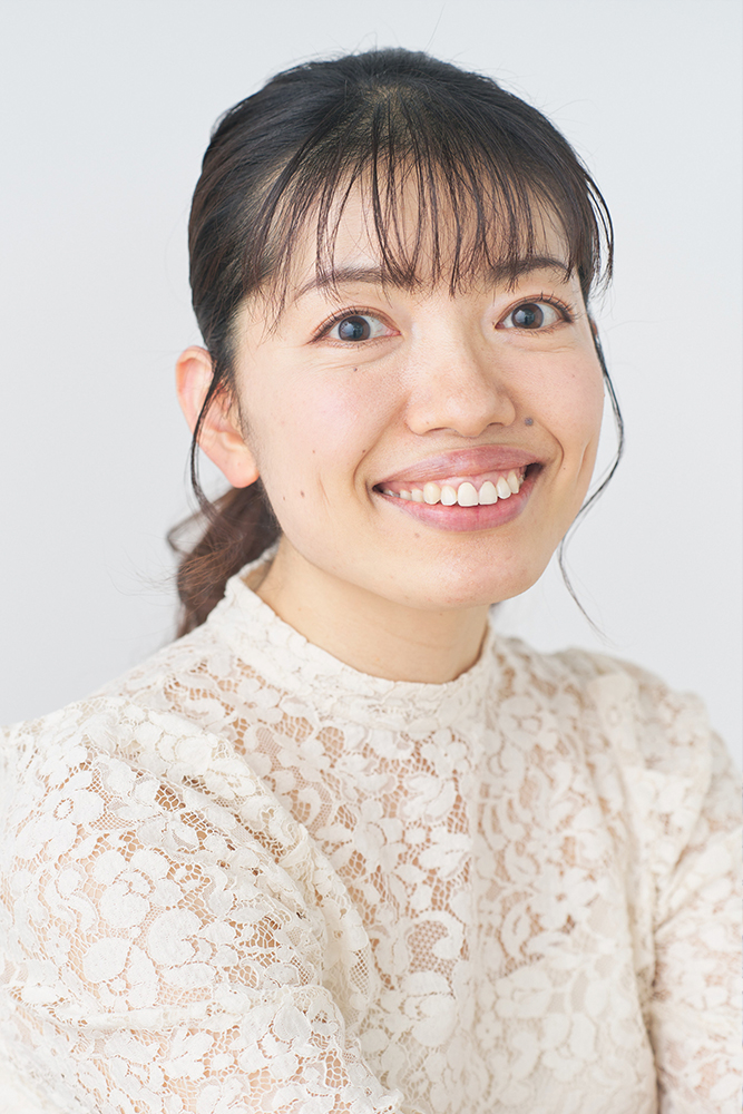 高橋ひとみ